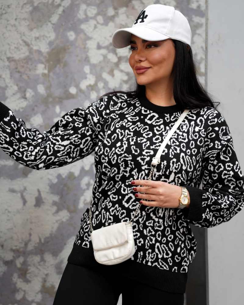 بلوز بافت زنانه پلنگی آستین بلند یقه گرد ریز بافت کد 1907