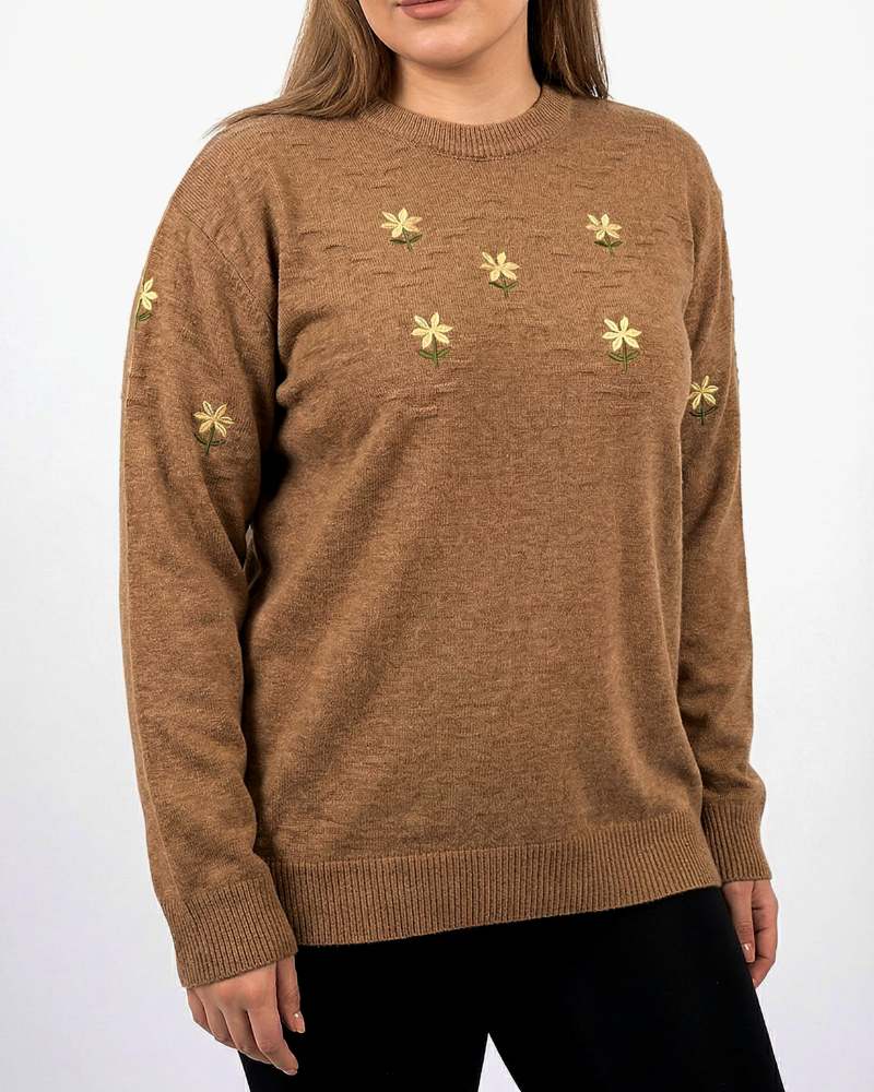 بلوز بافت زنانه گلدوزی گل شاخه ای یقه گرد آستین بلند ریز بافت کد 1939