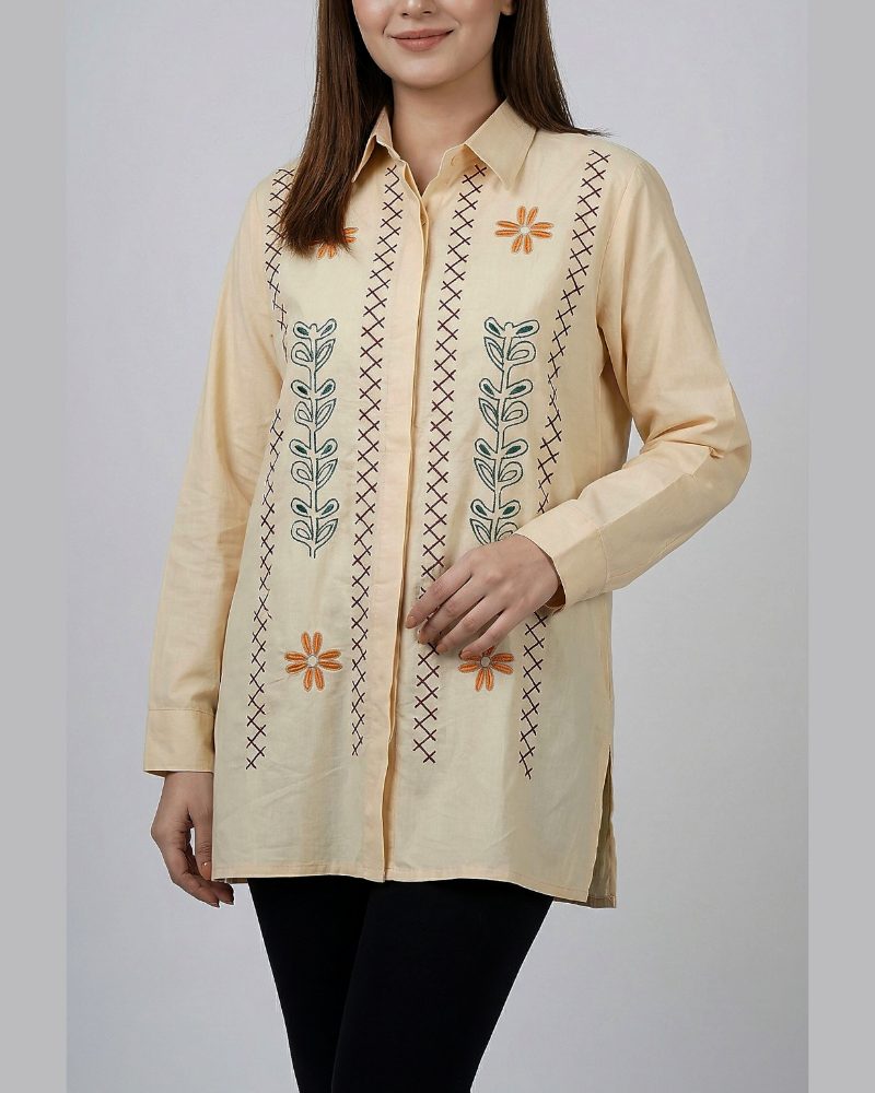 مانتو کتان گلدوزی بابونه و شمشاد یقه دار دکمه قاپک مخفی آستین بلند زنانه کد1624